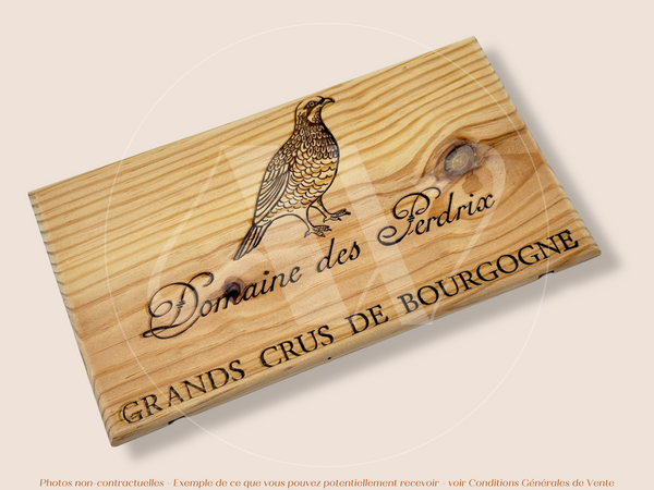 Estampe / Façade d'une caisse de vin en bois du Domaine des Perdrix - Bourgogne | Format 6 bouteilles = 30x17