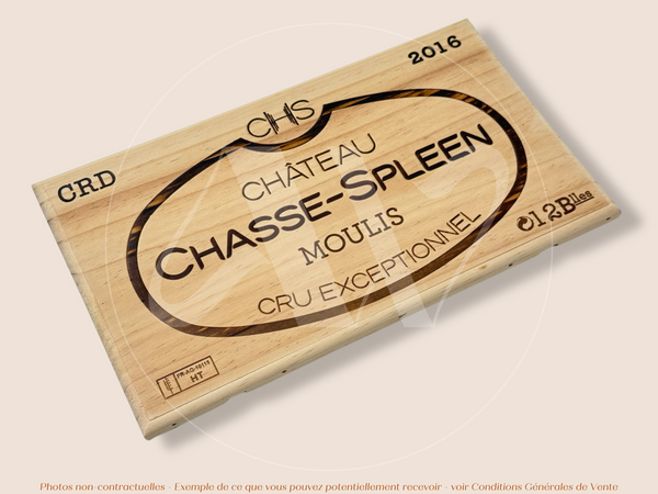 Estampe / Façade d'une caisse de vin en bois du Chateau Chasse Spleen - 2016 - Moulis - Médoc - Bordeaux | Format : 30x17 cm