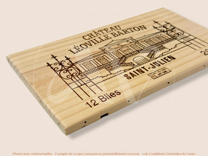 Estampe / Façade d'une caisse de vin en bois du Chateau Leoville Barton - 2015 - Bordeaux | Format : 30x17 cm
