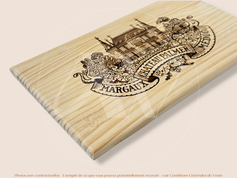 Estampe / Façade d'une caisse de vin en bois du Chateau Palmer - Margaux - Bordeaux | Format 30x17 cm