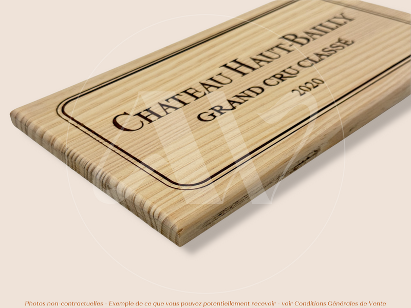 Estampe / Façade d'une caisse de vin en bois du Chateau Haut-Bailly - Millésime 2020 - Bordeaux | Format 6 ou 12 bouteilles = 30x17