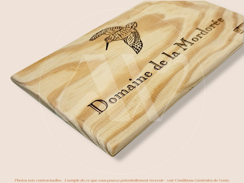 Estampe / Façade d'une caisse de vin en bois du Domaine de la Mordorée - Vallée du Rhône | Format 6 bouteilles = 30x17 cm