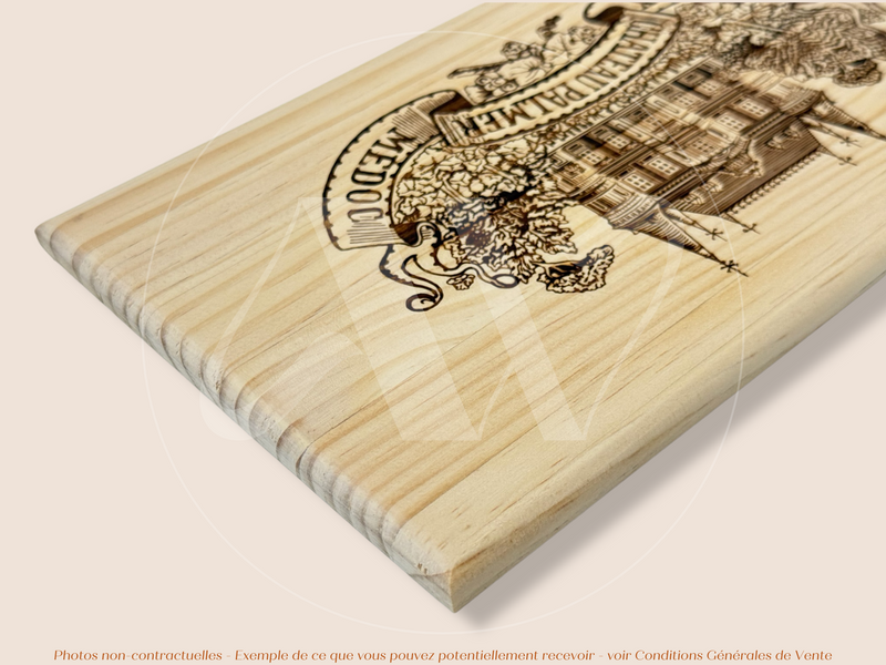 Estampe / Façade d'une caisse de vin en bois du Chateau Palmer - Margaux - Bordeaux | Format 30x17 cm