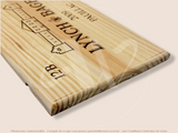 Estampe / Façade d'une caisse de vin en bois du Chateau Lynch Bages - Pauillac - 2009 - Bordeaux | Format 30x17 cm