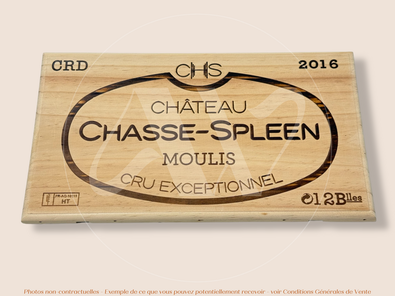 Estampe / Façade d'une caisse de vin en bois du Chateau Chasse Spleen - 2016 - Moulis - Médoc - Bordeaux | Format : 30x17 cm