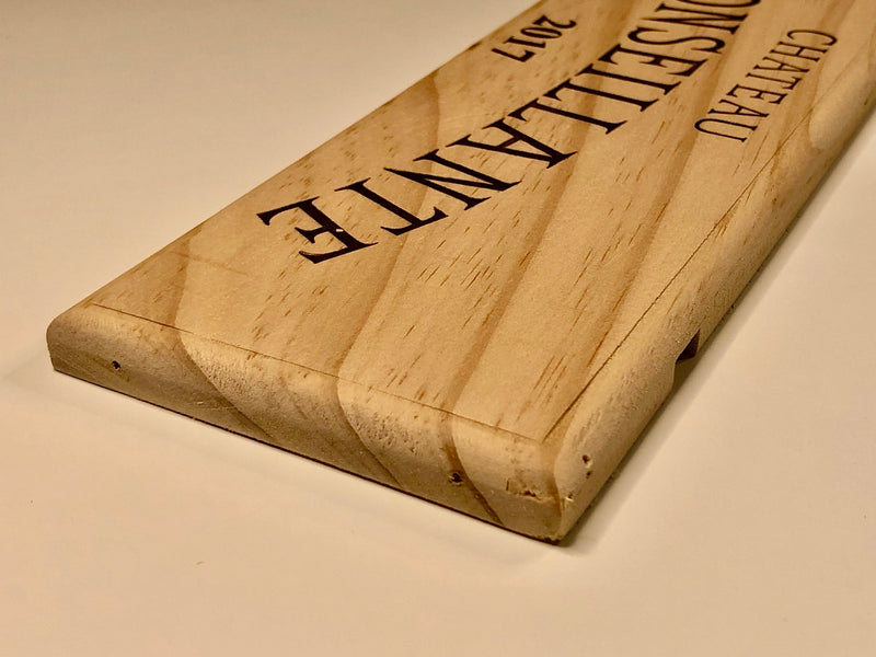 Estampe / Façade d'une caisse de vin en bois du Chateau La Conseillante - Bordeaux | Format 1 bouteille = 30x9 cm