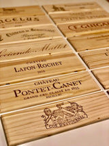 Estampe / Façade d'une caisse de vin en bois du Chateau Pontet Canet - Bordeaux | Format 1 bouteille = 30x9 cm