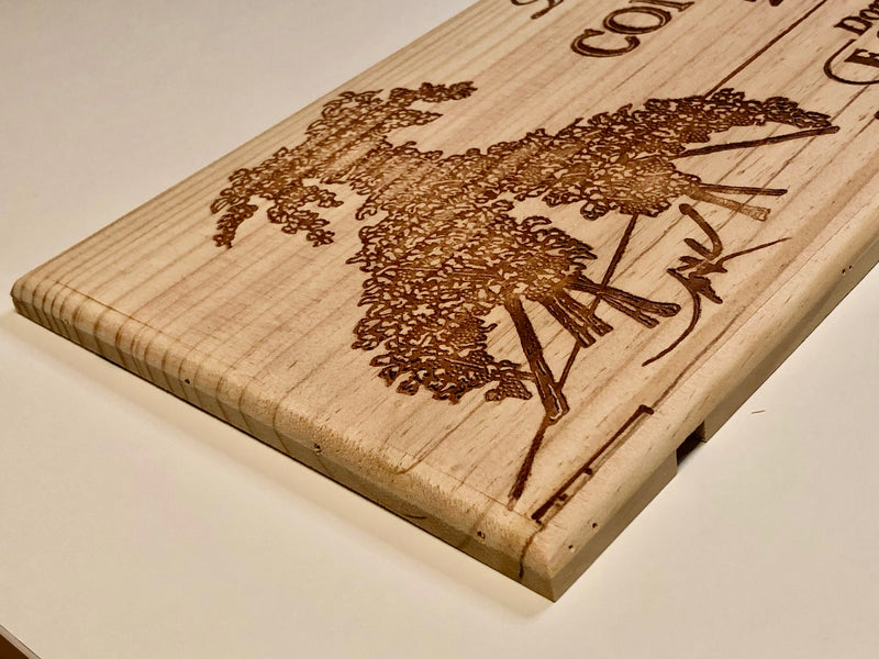 Estampe / Façade d'une caisse de vin en bois du Domaine Guigal - La Doriane - Condrieu | Format 6 bouteilles = 30x17 cm