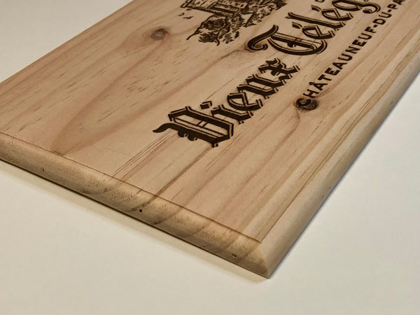 Estampe / Façade d'une caisse de vin en bois du Domaine du Vieux Télégraphe - Rhone | Format 6 bouteilles = 30x17 cm