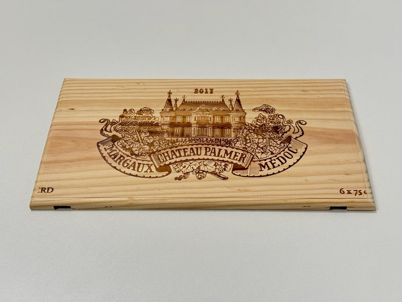 Estampe / Façade d'une caisse de vin en bois du Chateau Palmer - Millésime 2017 - Margaux - Bordeaux | Format 6 ou 12 bouteilles = 30x17 cm