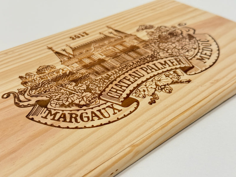 Estampe / Façade d'une caisse de vin en bois du Chateau Palmer - Millésime 2017 - Margaux - Bordeaux | Format 6 ou 12 bouteilles = 30x17 cm