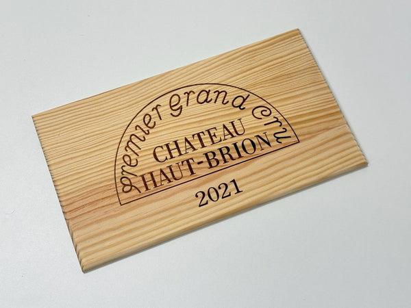 Estampe / Façade d'une caisse de vin en bois du Chateau Haut Brion 2021 - Bordeaux | Format 12 bouteilles = 30x17 cm