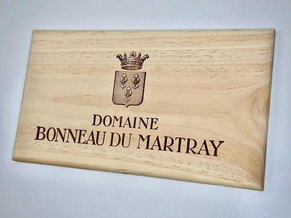Estampe / Façade d'une caisse de vin en bois du Domaine Bonneau du Martray - Bourgogne | Format 6 bouteilles = 30x17 cm
