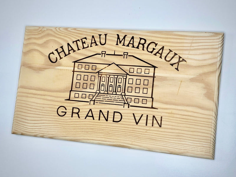 Estampe / Façade d'une caisse de vin en bois du Chateau Margaux - Bordeaux | Format 12 bouteilles = 30x17