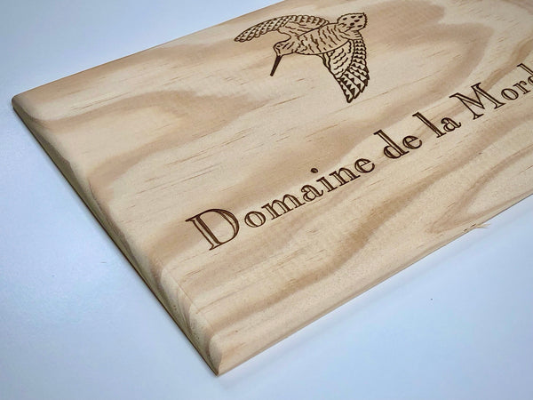 Estampe / Façade d'une caisse de vin en bois du Domaine de la Mordorée - Vallée du Rhône | Format 6 bouteilles = 30x17 cm