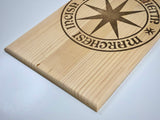 Estampe / Façade d'une caisse de vin en bois du Domaine Sassicaia Tenuta San Guido - Bolgheri - Italie | Format 6 bouteilles = 30x17 cm