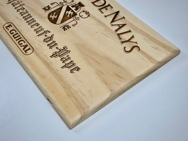 Estampe / Façade d'une caisse de vin en bois du Chateau de Nalys - Guigal - Chateauneuf du Pape - Rhône | Format 6 bouteilles = 30x17 cm